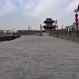 Xi’an - City Wall Day and Night 