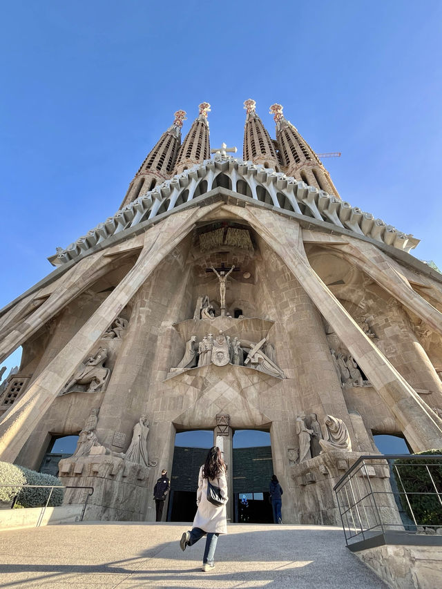 세상에서 가장 아름다운 성당, 사그라다 파밀리아