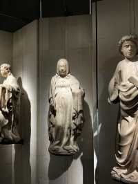 Is it worth entering the Milan Cathedral?