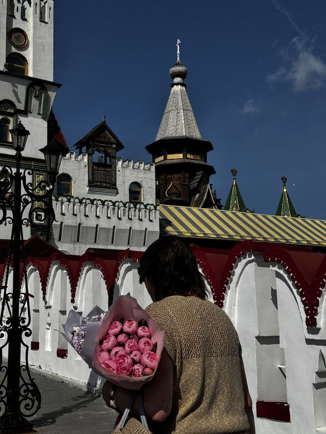  A Hidden Fairytale Gem in Moscow: 🏰 