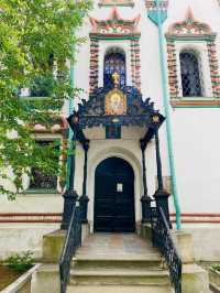Church of St. Nicholas the Wonderworker in Khamovniki: Moscow’s Elegant Orthodox Sanctuary