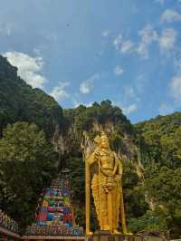 ⛰️ Batu Caves – A Spiritual and Cultural Landmark