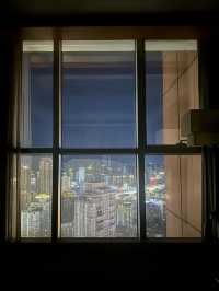Affordable luxury stay in the heart of Chongqing (with breathtaking views!)