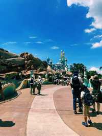 BEING A CHILD AGAIN IN TOKYO DISNEYLAND 🇯🇵