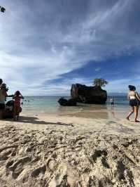 🌴✨ Bali — the island where culture, flavor, and tropical be