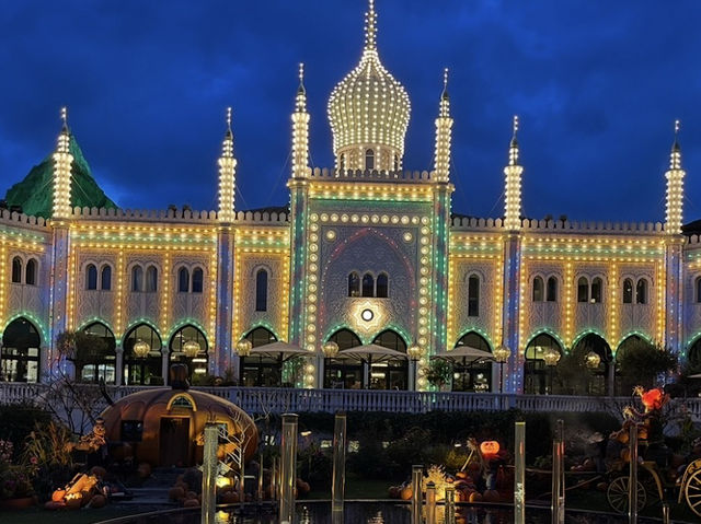 The Christmas Market at Tivoli Gardens is a feast for the senses. 🍭🎄 The Christmas Market at Tivoli Gardens is a feast for the senses. 🍭🎄