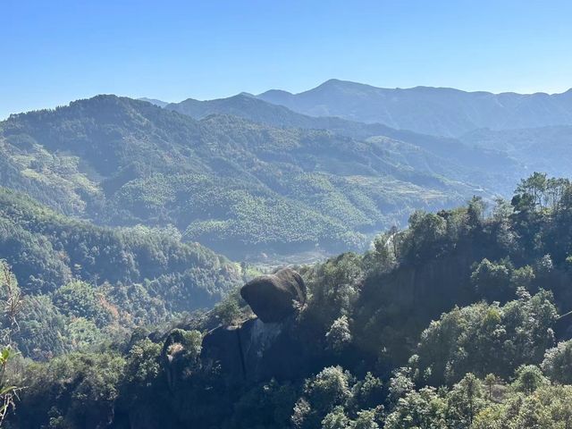 大自然奇觀白雲山九龍洞