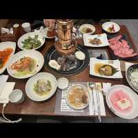 대한민국 명장 셰프의 손맛이 담긴 고기를 맛볼 수 있는 <훈장골>