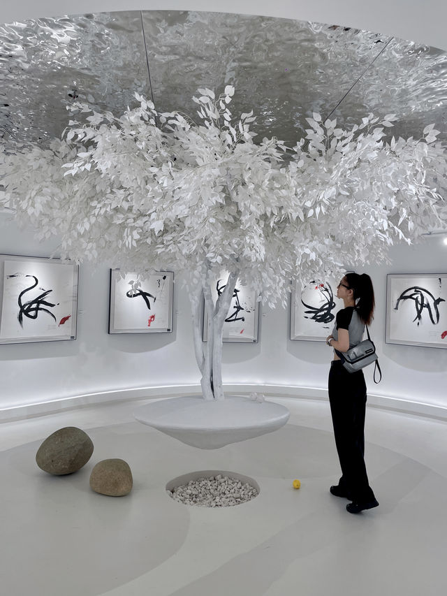 魔都看展|謝謝你，色彩這頭豬叫豬加索一幅畫能賣4k