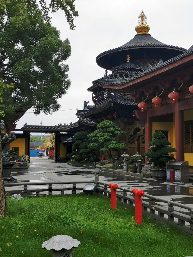 莊嚴典雅寶華寺