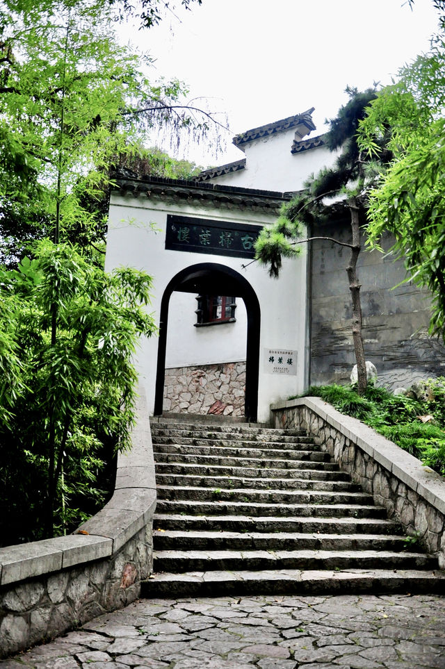 夏日納涼好去處:人少景美清涼山 夏日納涼好去處:人少景美清涼山