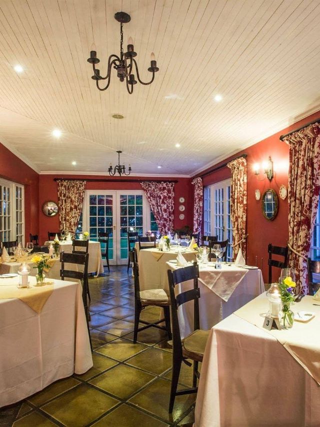 🌟 Luxe Retreats: South Africa's Fordoun Spa & Chill 🛀✨