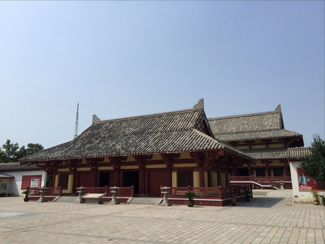 打卡號稱投資70億對標5A景區打造的曹魏古城