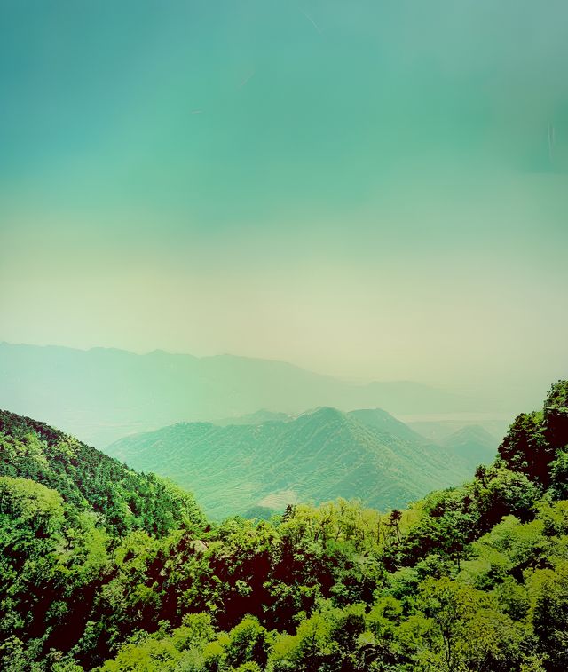 "探索蒙山！揭開千年古剎與自然奇觀的神秘面紗！"