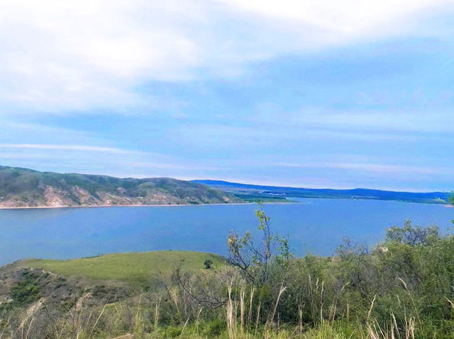 多倫湖之旅：沈醉在湖光山色的浪漫