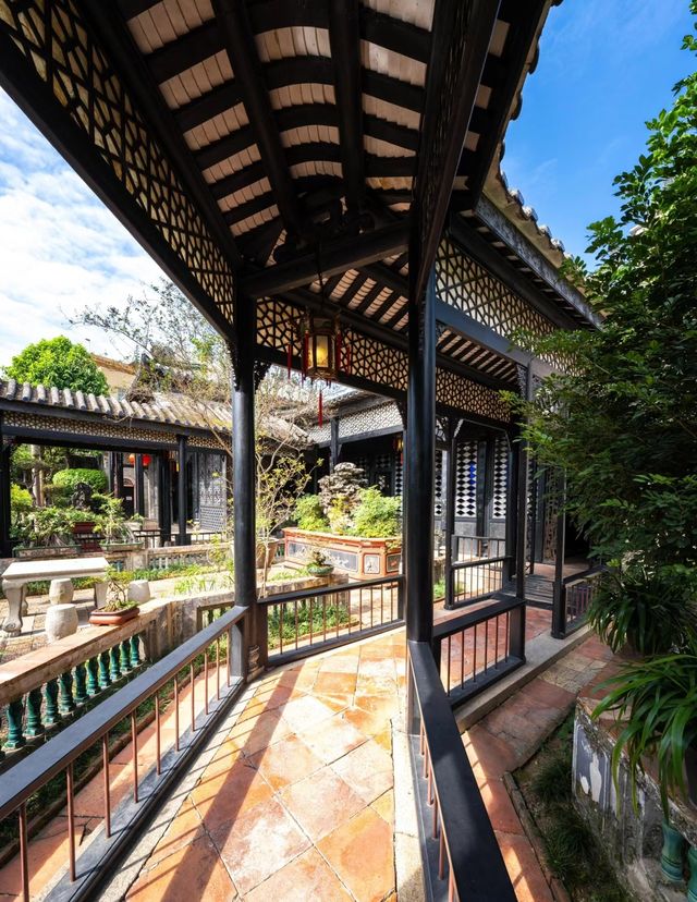 嶺南園林I玲瓏天地﹣餘蔭山房。