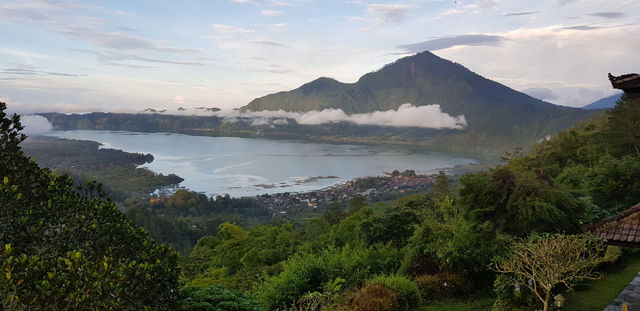 湖景酒店&餐廳 | 絕美火山湖景之地。