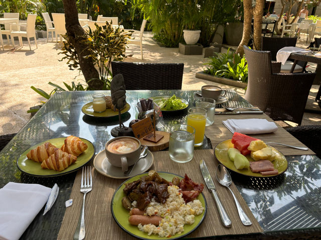 巴厘島努沙杜瓦海灘度假村索菲特酒店  巴厘島努沙杜瓦，Jl. Nusa Dua Lot 