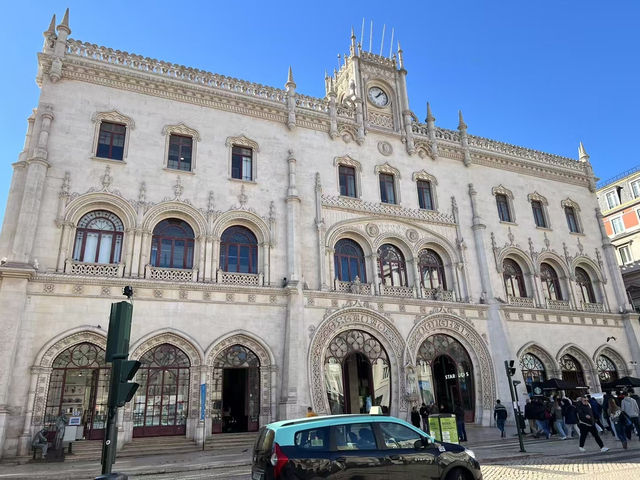 Lisbon: The City of Seven Hills
