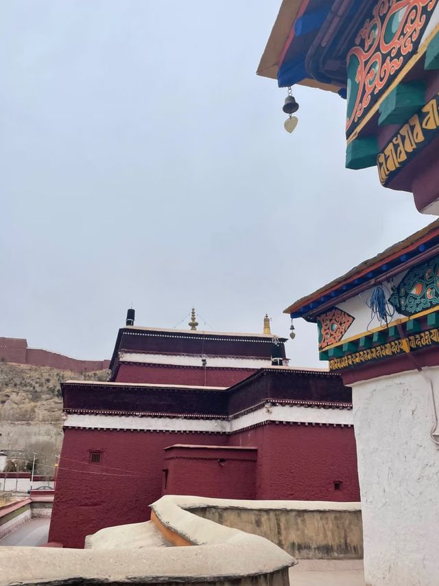 白居寺：藏傳佛教的多元藝術殿堂