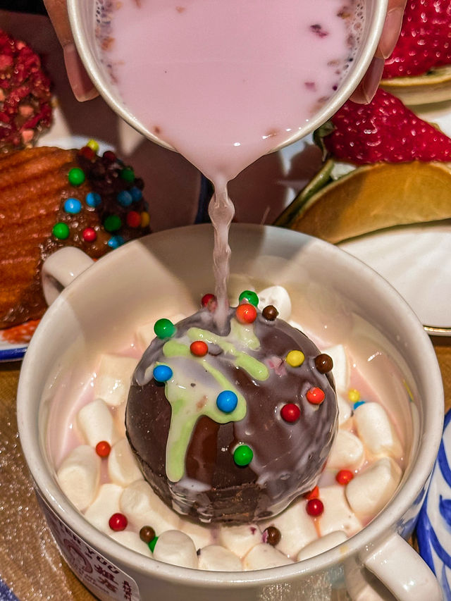 在這家店吃到了聖誕巧克力球！