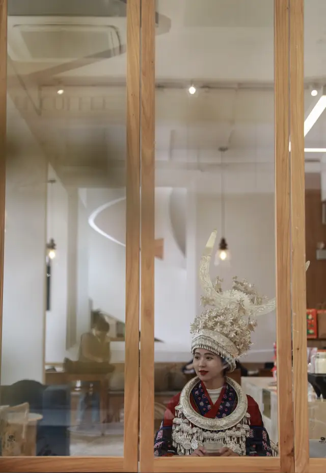 ไม่หยุดช่วงตรุษจีน｜ค้นหาบรรยากาศปีใหม่ที่หายไป