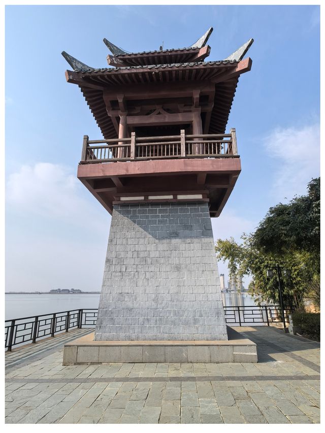 【湖北嘉魚縣～三湖連江·二喬公園】