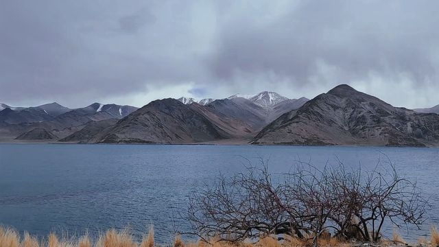 美麗的班公湖