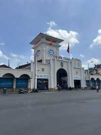 Ho Chi Minh - A Big City On A Low Budget. A Super Affordable Metropolis! 