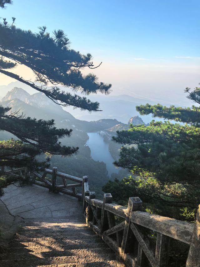 天柱山夜爬終極攻略：星空為被，雲海為席，今個夏天一齊逃離