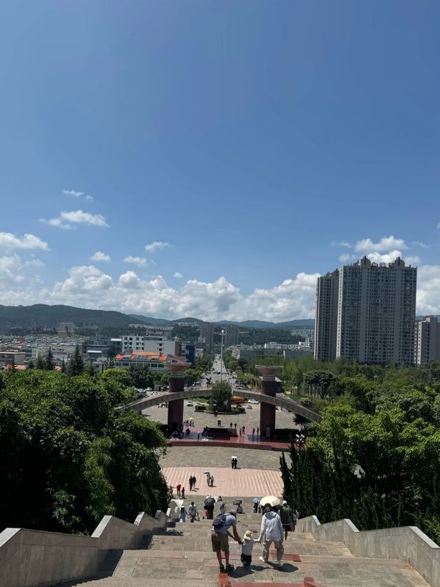 雲南五天四晚花費旅遊攻略/預算5000元
