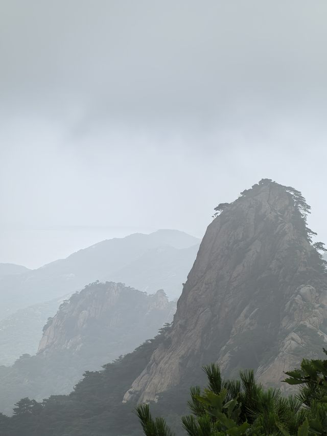 鞍山遊記：雨霧鋼都，人間煙火