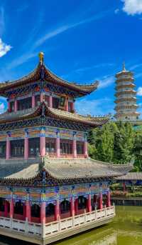 貴陽大興國寺 | 願神佛偏愛，一切從歡！ 大興國寺，一座隱藏在都市繁華背後的古剎，是尋找心靈寧