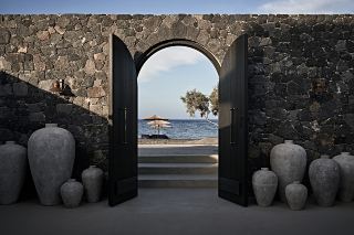 Unique Seaside Tranquility