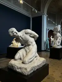 在嘉士伯美術館，我差點錯過了牆上的畫