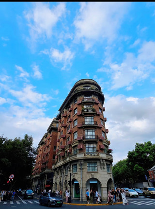 Indulge in a stay at the LV "hotel" on Wukang Road, Shanghai!