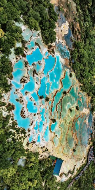 Must-save before visiting Huanglong. First time at Huanglong | Route + duration + tips. Effort-saving recommended route: Cable car up → Five-Color Pond → Xishen Cave → Flying Waterfall