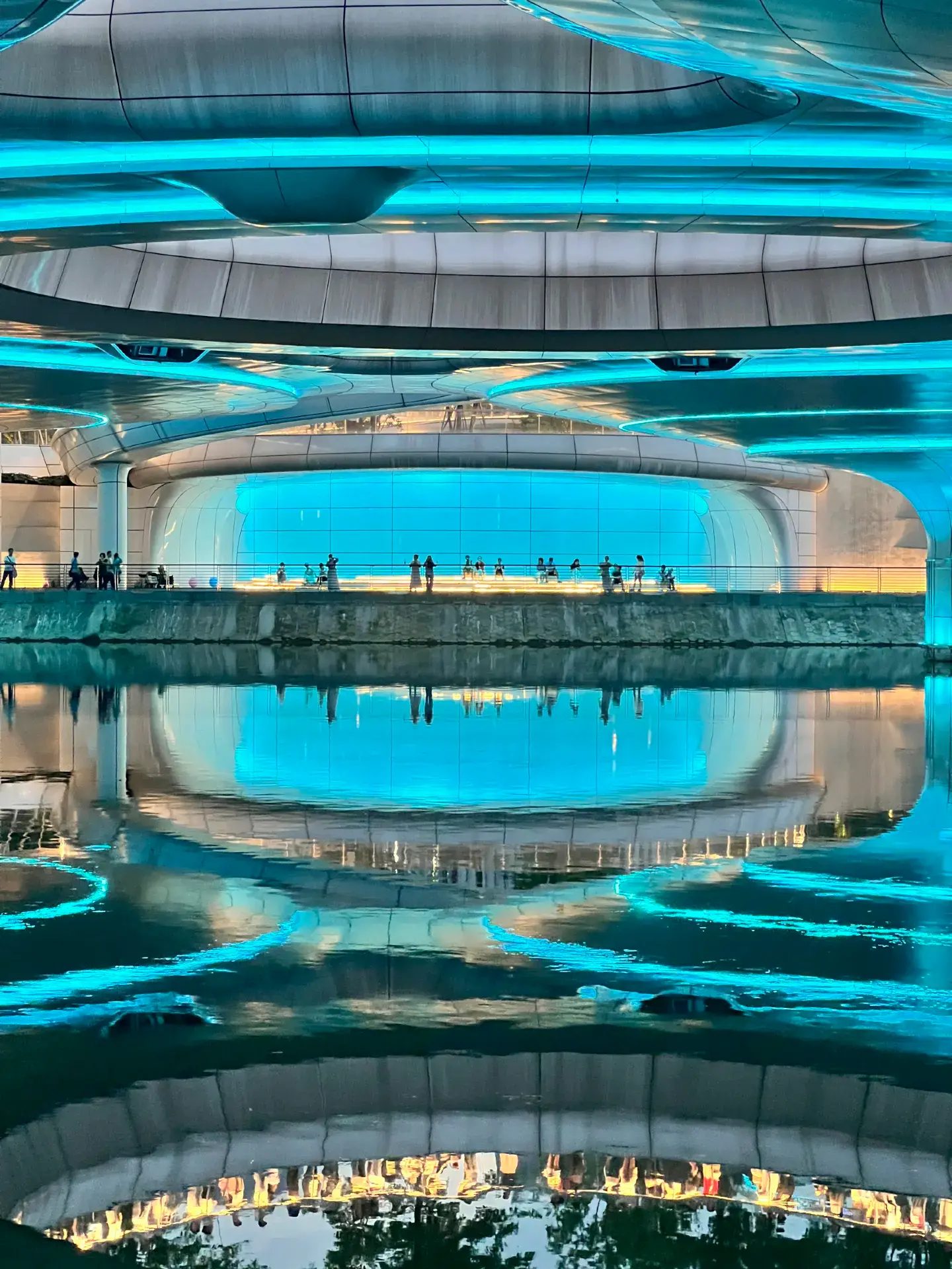Turns out the best places in Chengdu are free!! Save this treasure of a guide!