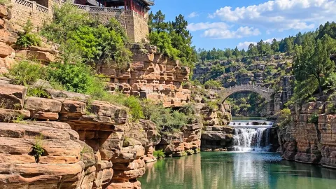 Hongshi Gorge Photo Route — traveler post in Yulin