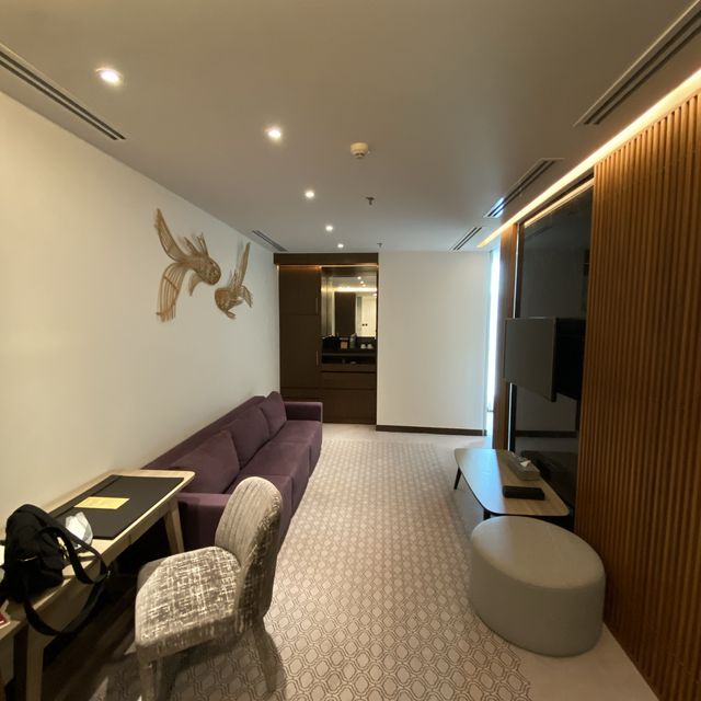 Lancaster Bangkok โรงแรมพักสบายใกล้แอร์พอร์ตลิ้งค์