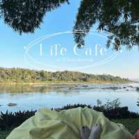 Life Cafe : Slowbar คาเฟ่ติดริมแม่น้ำโขง