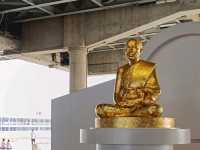 พบความสุข สงบ กราบหลวงปู่สด บูชาพระพุทธเจ้าล้านองค์