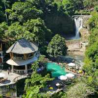 峇里島必到瀑布景點: TegenunganWaterfall