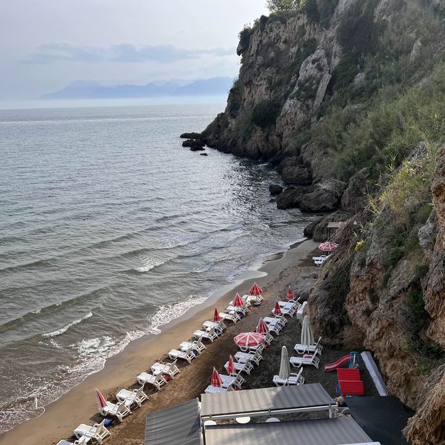 Antalya Lara otel- affordable beach vacation 