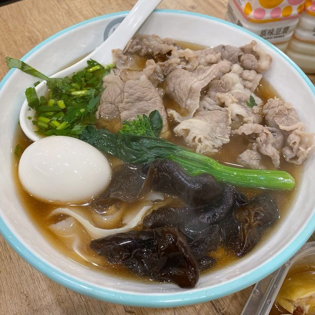 足料刀削麵😊💖😬