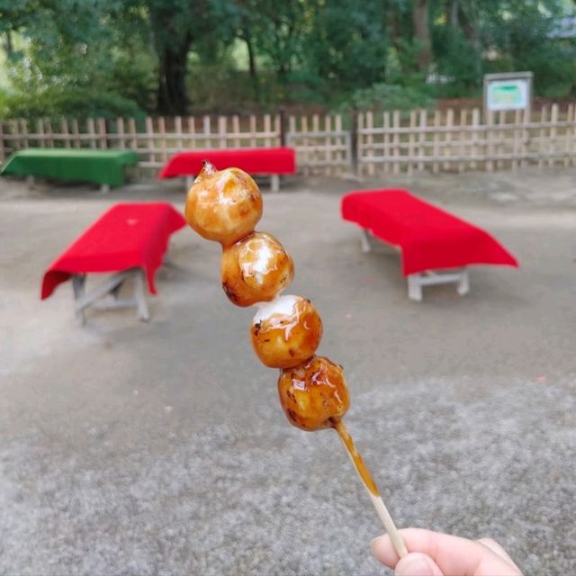 栗林公園　花園亭　焼きたてみたらし団子