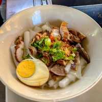 ก๋วยจั๊บน้ำข้นป้าติ๊กกะตะ สูตรโบราณ