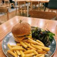 🌟煙靭麻糬窩夫 · 環境舒適簡約Cafe 🌟