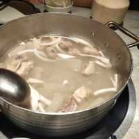 Four Seasons Coconut Chicken Hotpot - Shengzhen Huangting Plaza 
