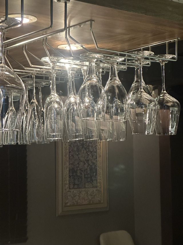 「私房西班牙菜，幽暗環境，舌尖驚艷，適合深談！」